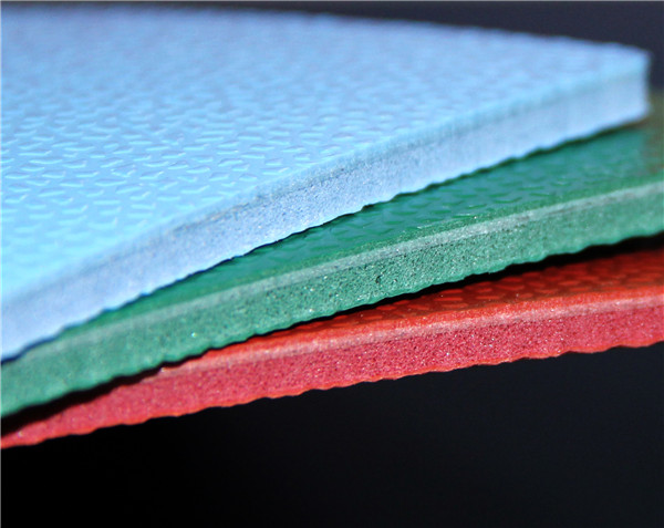 籃球地板比木地板有哪些優(yōu)勢(shì)？